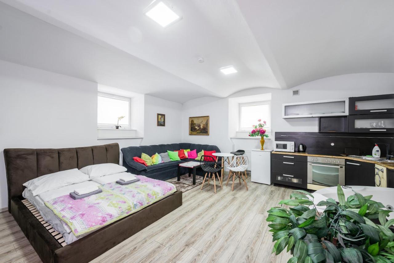Jm Rooms Lubicz I Cracovia Exterior foto